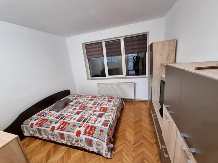 Apartament cu 2 camere decomandat în Grigorescu