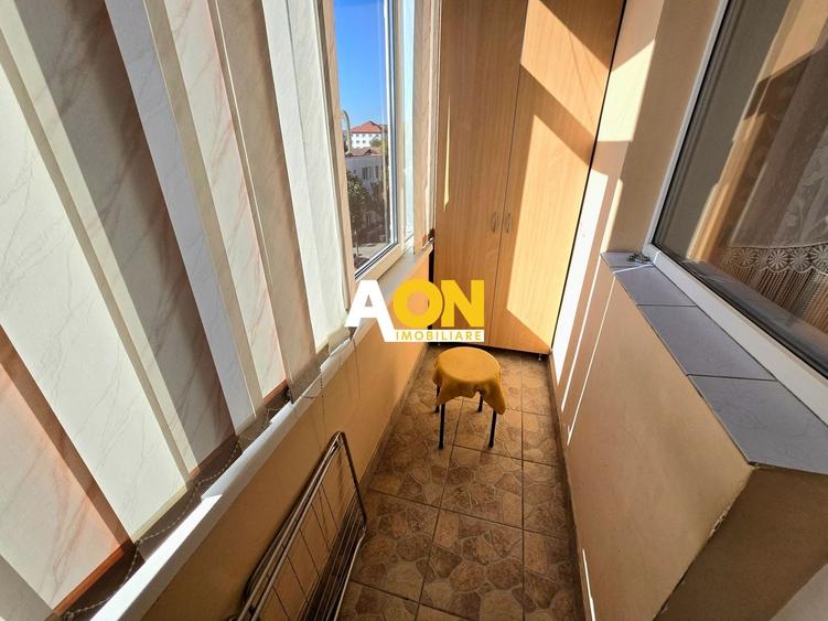 Apartament cu 2 camere semidecomandat, mobilat în Cetate