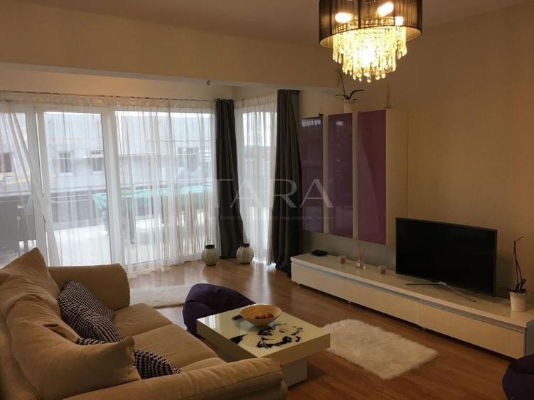 Apartament cu 4 camere decomandat în Bună Ziua