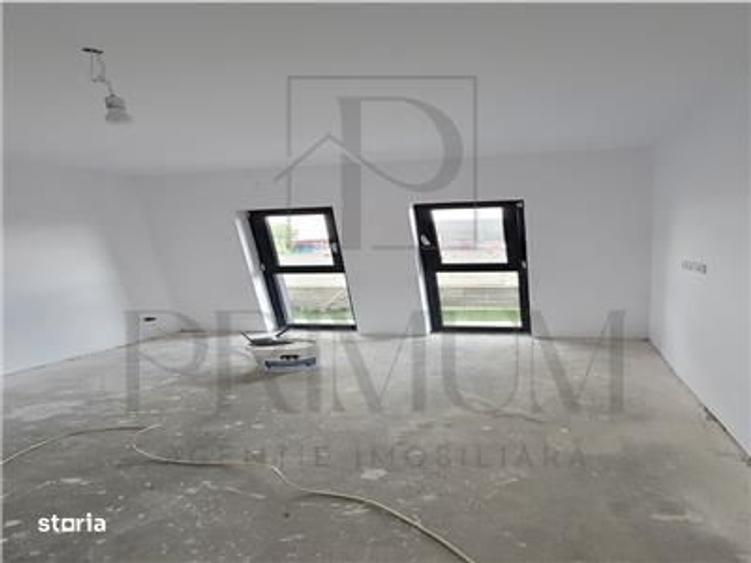 Casă cu 4 camere decomandat în Urseni