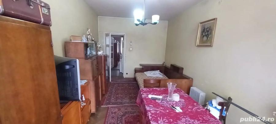 Apartament cu 2 camere decomandat în Petros