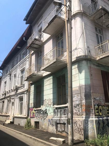 Casă cu Teren 125 Mp în Universitate