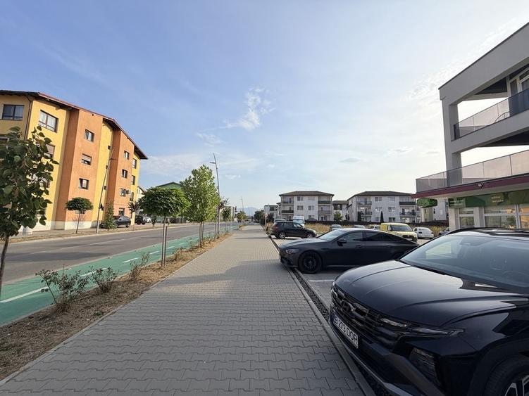 Spațiu comercial, de 120 mp, în Șelimbăr