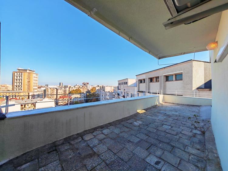 Apartament cu 2 camere semidecomandat, mobilat în Libertății