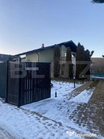 Casă cu 1 camere cu Canalizare în Central