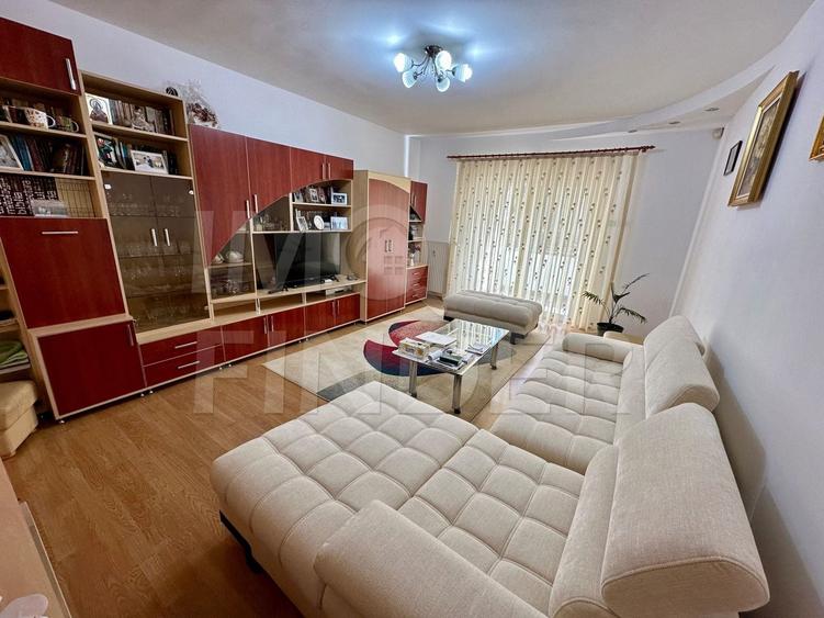 Apartament cu 3 camere decomandat, mobilat în Gheorgheni