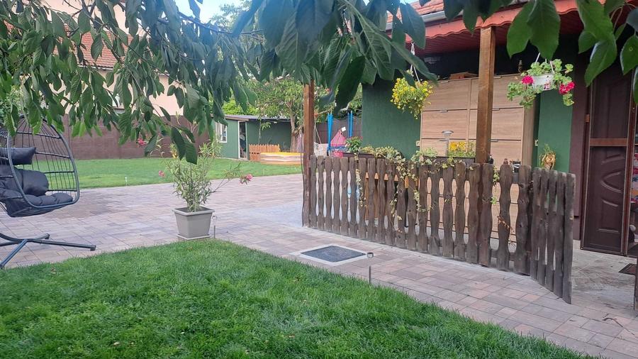 Casă individuală cu 3 camere cu Canalizare în Mehala