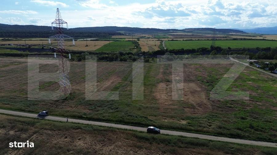Teren intravilan 2.056 mp | Doua fronturi stradale | Zona rezidentiala - 5
