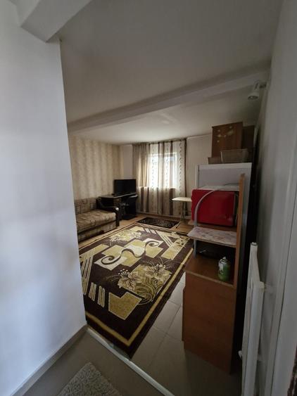 Garsonieră decomandată în Zimbru