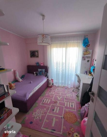 Apartament cu 4 camere decomandat în Andrei Mureșanu
