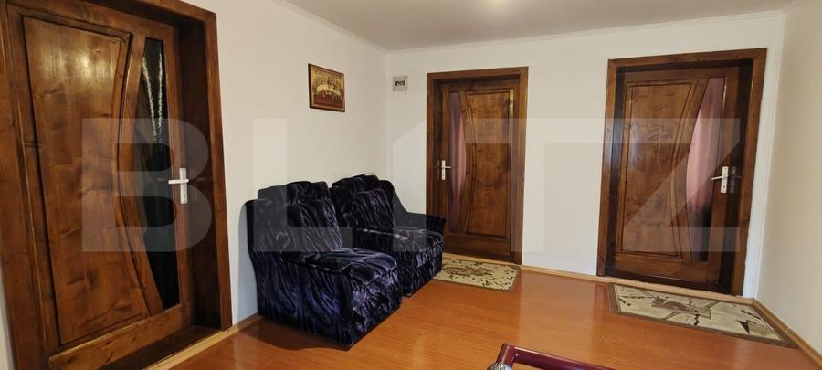 Casă individuală cu 4 camere cu Garaj în Exterior Nord
