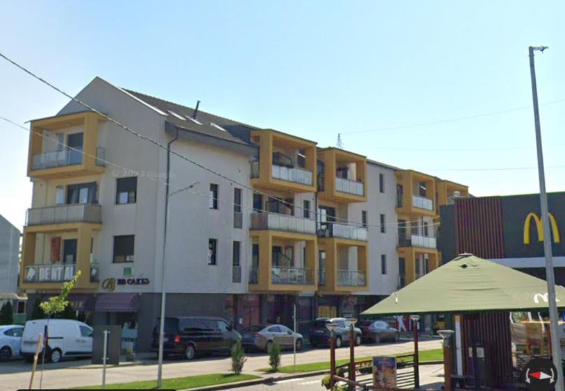 Apartament cu balcon, lift, langa McDonalds + loc de parcare - 1