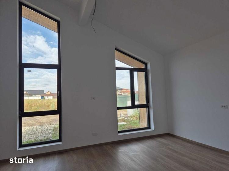 Casă cu 3 camere cu Teren 88 Mp în Hărman