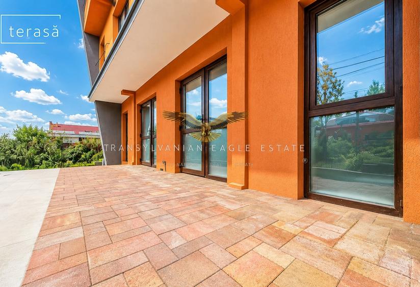 Apartament cu 2 camere semidecomandat, mobilat în Borhanci
