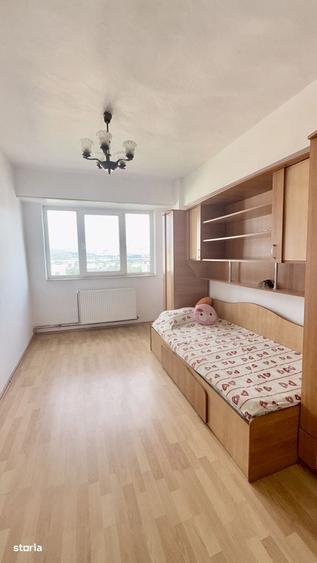 Apartament cu 3 camere în Ostroveni