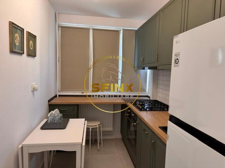 Apartament cu 3 camere semidecomandat, mobilat în Tineretului