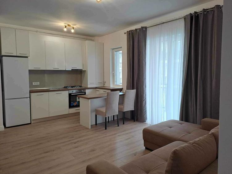Apartament cu 2 camere semidecomandat în Giroc