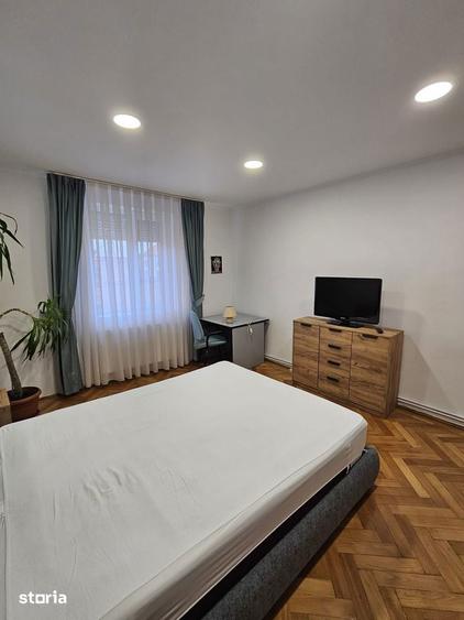 Apartament cu 3 camere în Orașul Nou