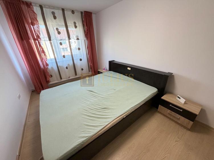 Apartament cu 3 camere semidecomandat, mobilat în Girocului