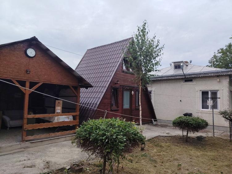 Casă cu 3 camere în Central