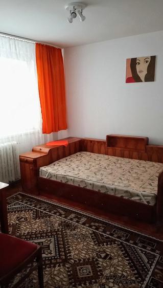 Apartament cu 2 camere semidecomandat în Cedonia
