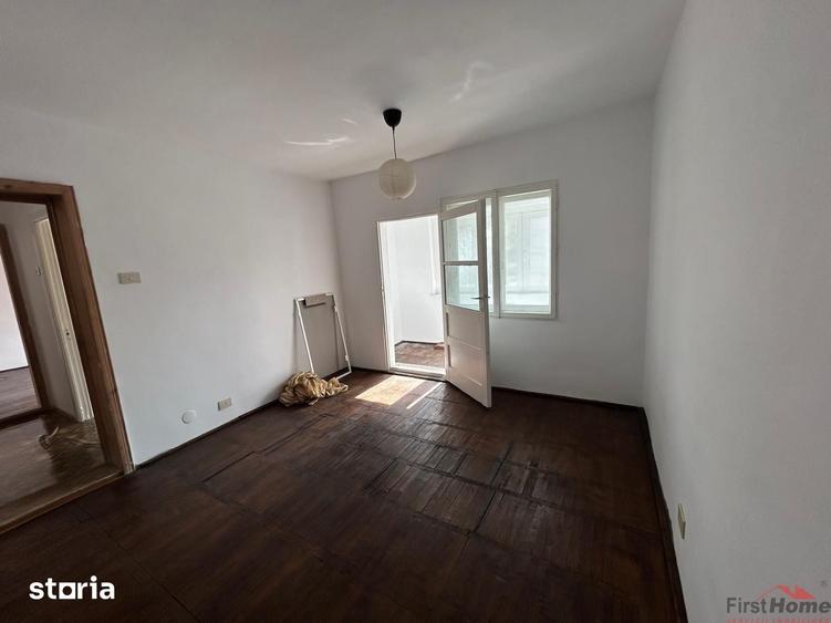 Apartament cu 2 camere de vanzare, etaj 4, zona Sud - 10