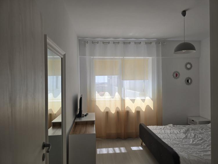 Apartament cu 2 camere decomandat în Runcu