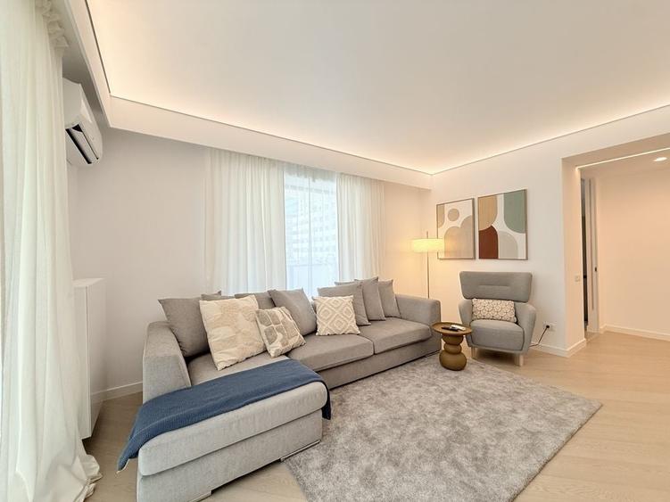 Apartament cu 3 camere decomandat în Nord