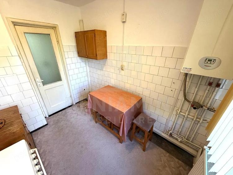 2 camere - etaj 3 - 52mp - centrala - Calea Severinului - Scoala 12 - 10