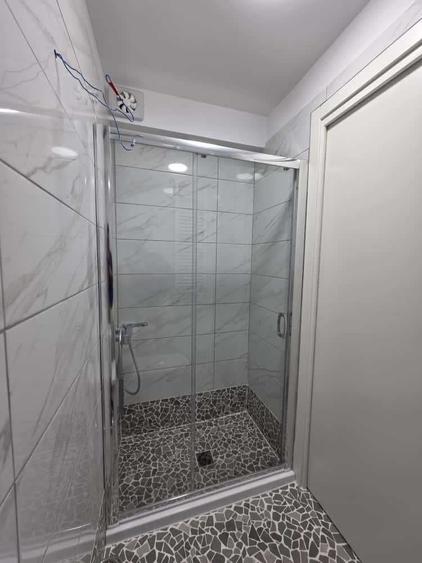 Garsonieră decomandată în Fizicienilor