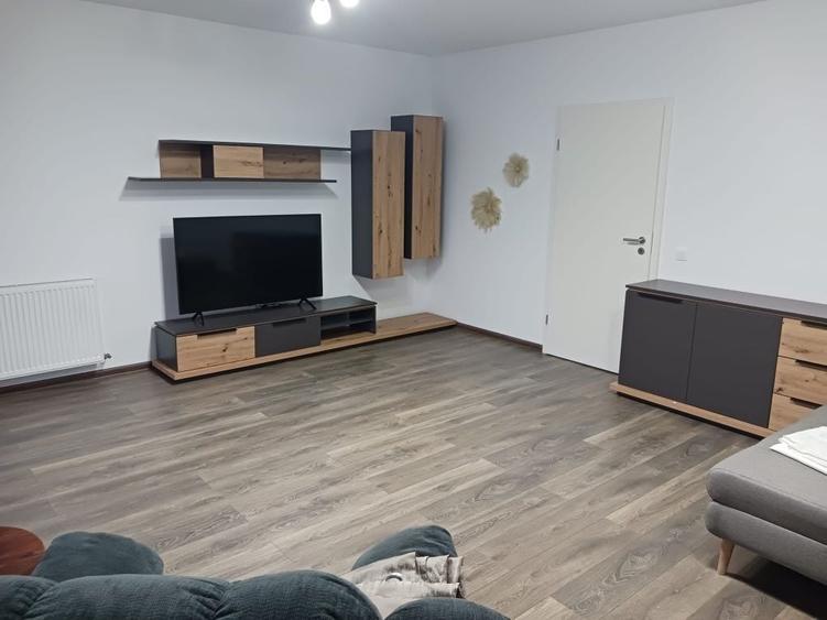 Casă cu 4 camere în Sânpetru