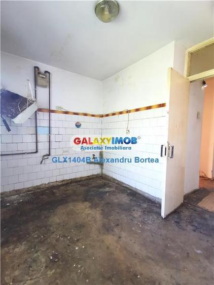 Apartament cu 3 camere decomandat în Militari