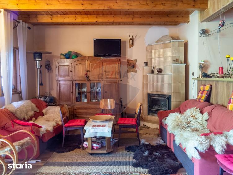 Casă cu 4 camere cu Teren 967 Mp în Central