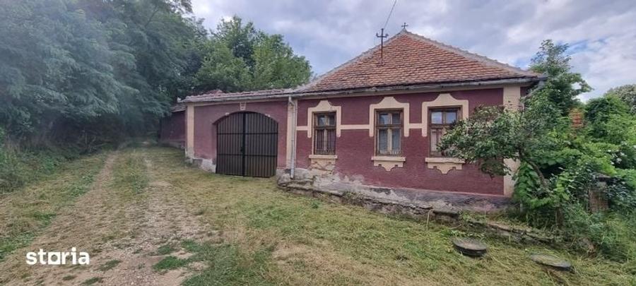 Casă cu 3 camere cu Teren 107 Mp în Central