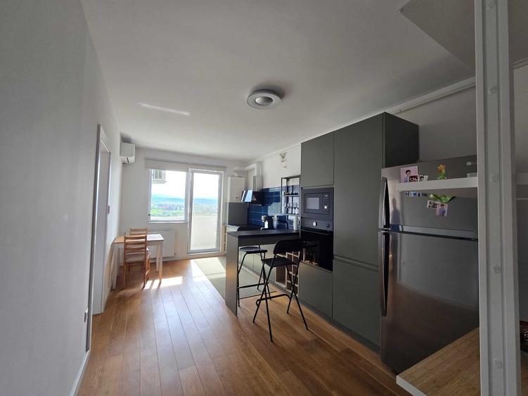 Apartament cu 2 camere semidecomandat în Florești