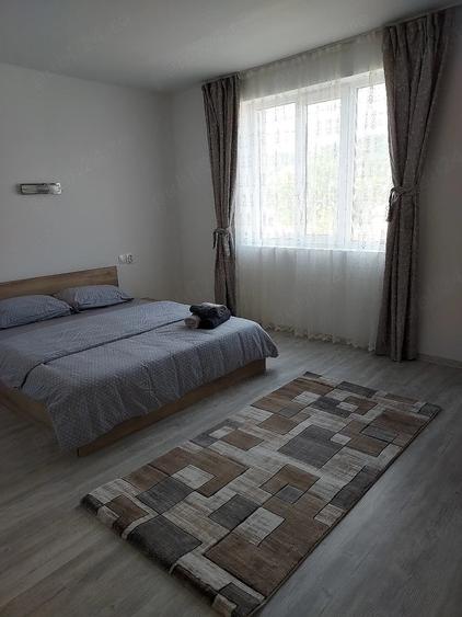 Casă cu Teren 500 Mp în Eșelnița