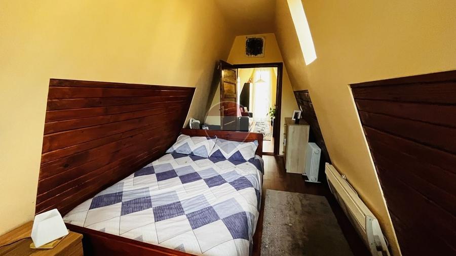 Casă individuală cu 4 camere cu Teren 959 Mp în Lăzăreni