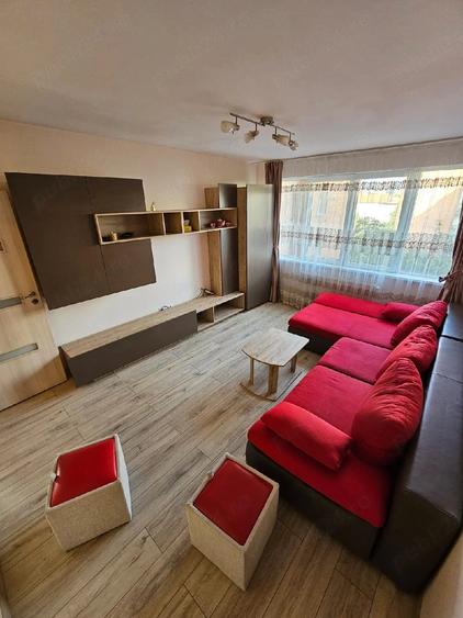 Apartament cu 2 camere decomandat în Circumvalațiunii