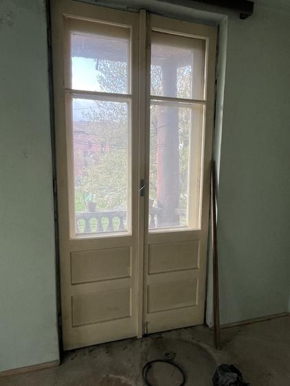 Apartament cu 2 camere decomandat în Petros