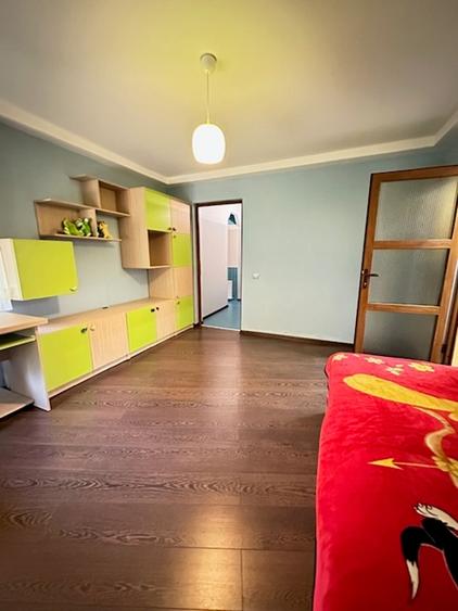 Casă cu 7 camere cu Canalizare în Valea Borcutului