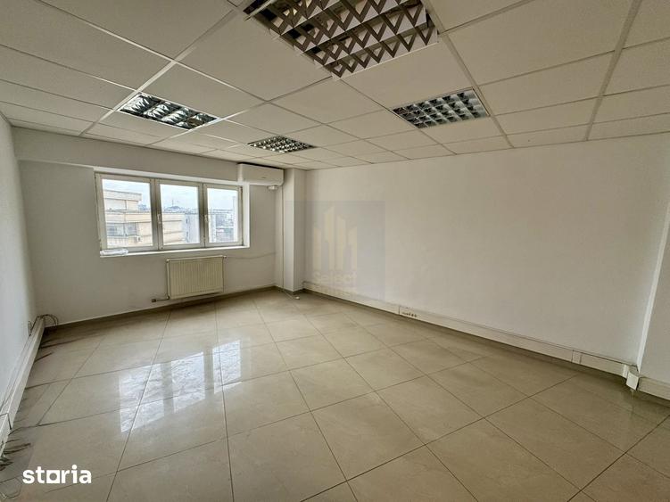 Spațiu comercial, de 40 mp, în Centrul Civic