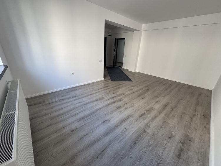Apartament cu 2 camere decomandat, mobilat în 1 Decembrie