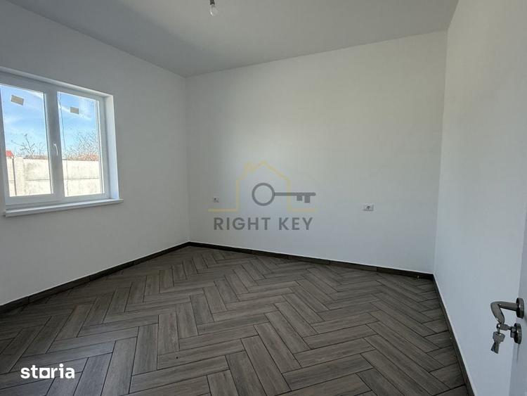Casă cu 4 camere cu Teren 330 Mp în Ciorogârla