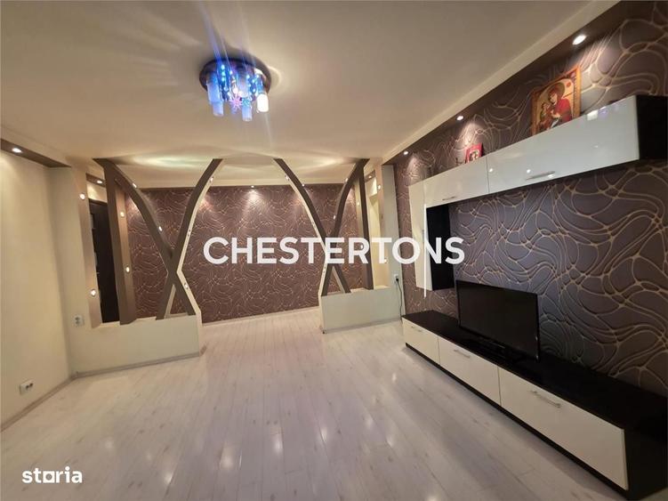 Apartament cu 3 camere decomandat în Drumul Taberei