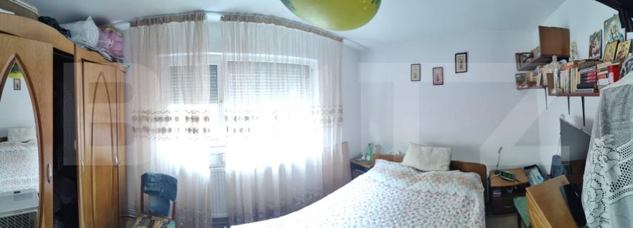 Apartament cu 2 camere semidecomandat, mobilat în Micro 4