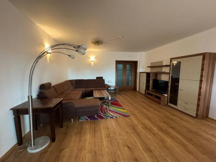 Apartament cu 3 camere decomandat, mobilat în Grozăvești