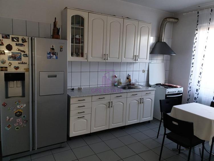 Casă cu 5 camere cu Teren 290 Mp în Crângași
