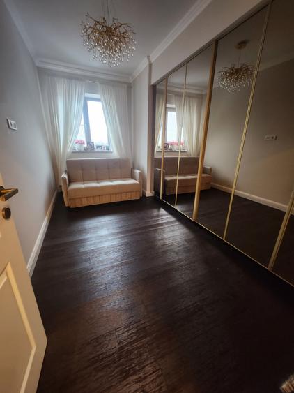 Apartament cu 3 camere decomandat în Bucureștii Noi