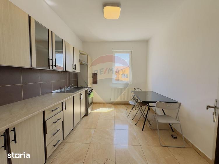 Casă cu 5 camere cu Teren 500 Mp în Paleu
