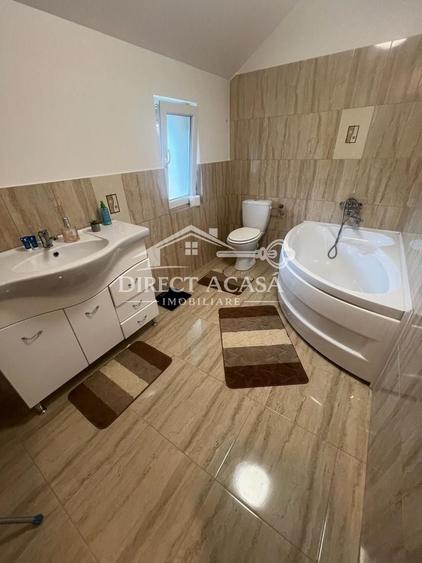 Casă individuală cu 4 camere cu Canalizare în Sântana de Mureș
